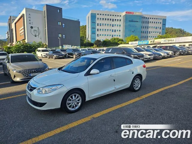 Renault Fluence 2011 thumb 2