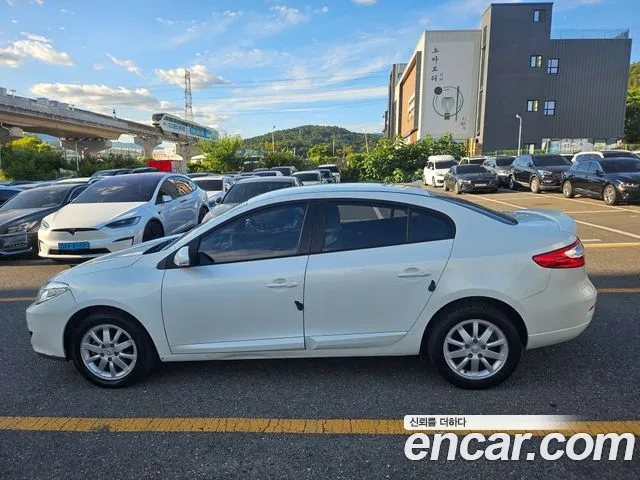Renault Fluence 2011 thumb 3