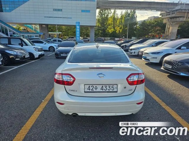Renault Fluence 2011 thumb 5