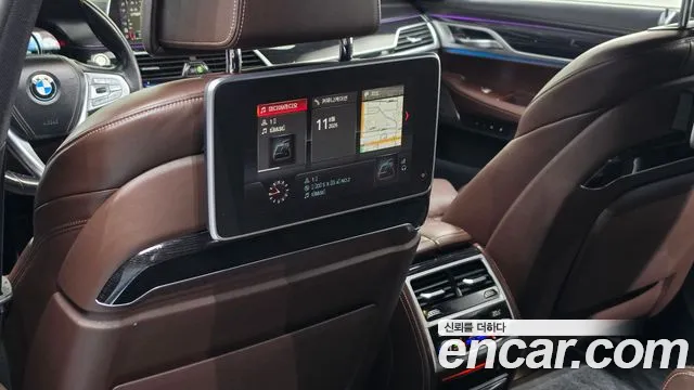 BMW 7 серии 2019 thumb 7