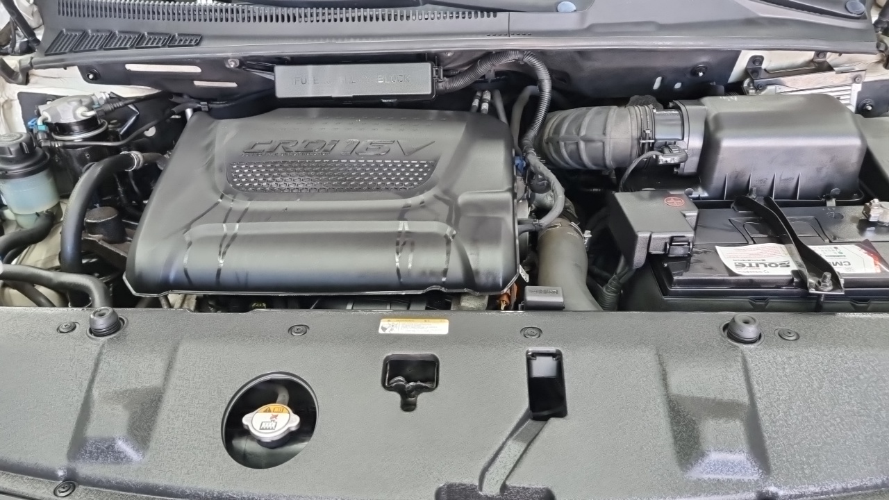 Kia Carnival 2012 thumb 7