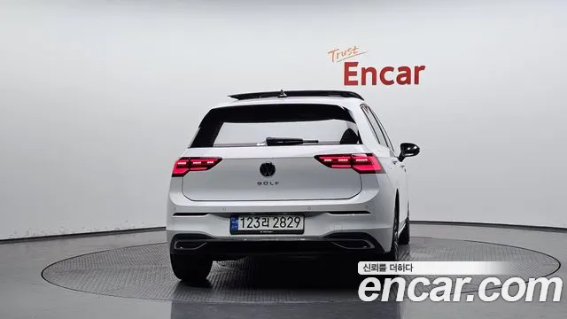 Volkswagen Golf Sportsvan 2022 thumb 10