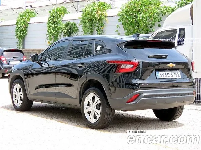 Chevrolet Tracker 2024 thumb 3