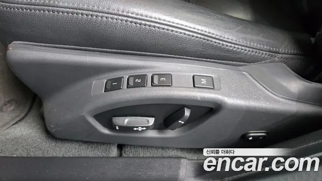 Volvo S60 2017 thumb 2