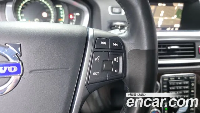 Volvo S60 2017 thumb 7