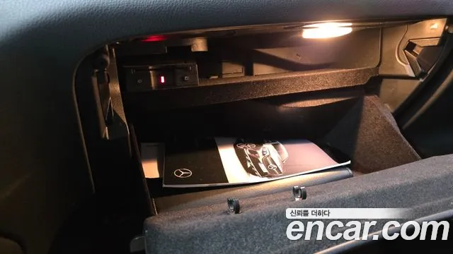 Mercedes-Benz GLC 2019 thumb 9