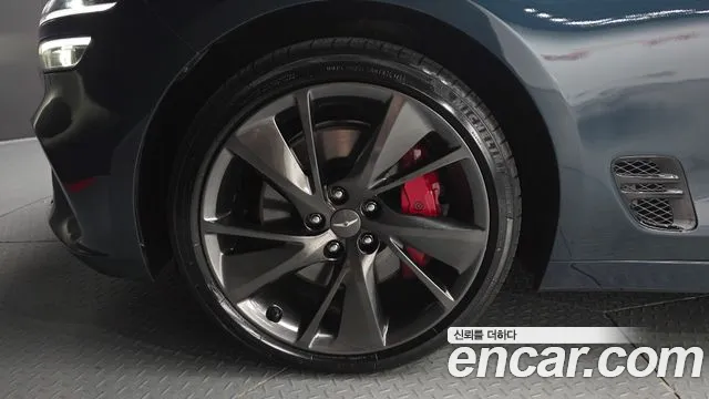 Genesis G70 2021 thumb 8