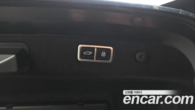 Genesis G70 2021 thumb 11