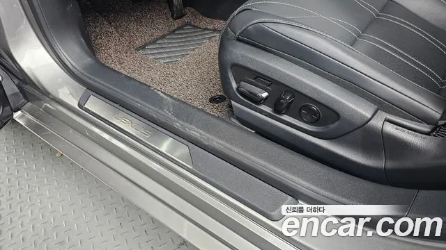 Lexus ES 2019 thumb 10