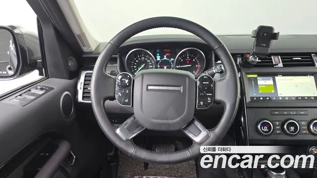 Land Rover Discovery 2019 thumb 5