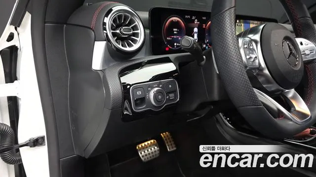 Mercedes-Benz CLA 2022 thumb 12