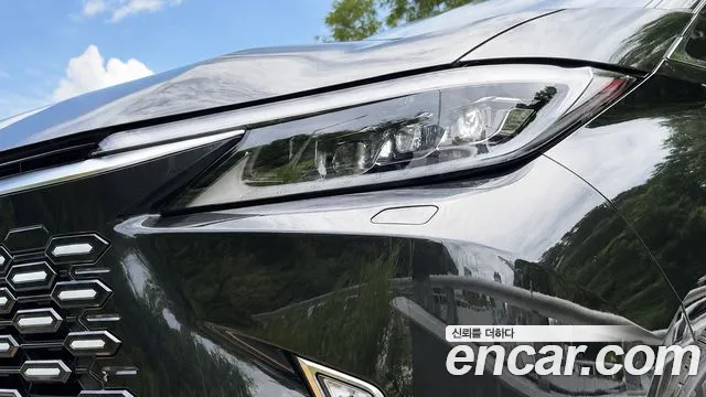 Lexus LM 2024 thumb 11