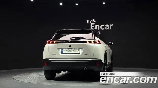 Peugeot 2008 2021 thumb 12