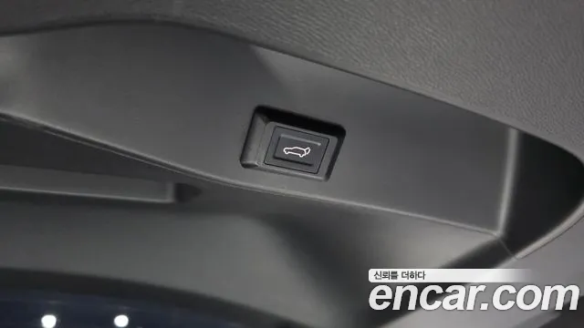 Peugeot 2008 2021 thumb 6
