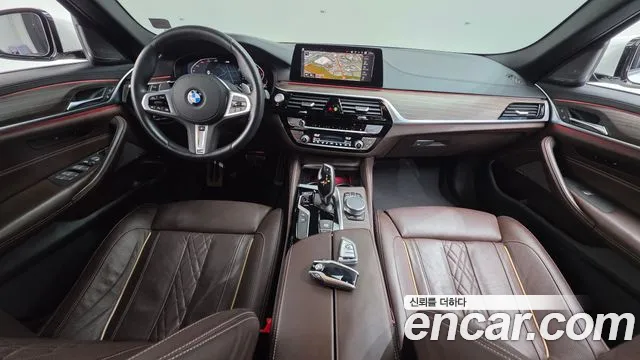 BMW 5 серии 2020 thumb 11