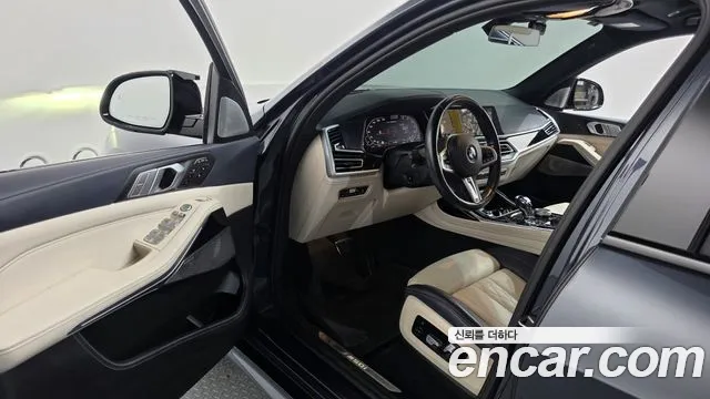 BMW X7 2021 thumb 2