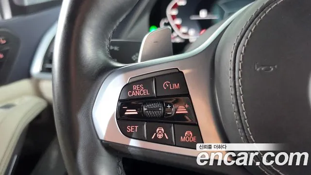 BMW X7 2021 thumb 4