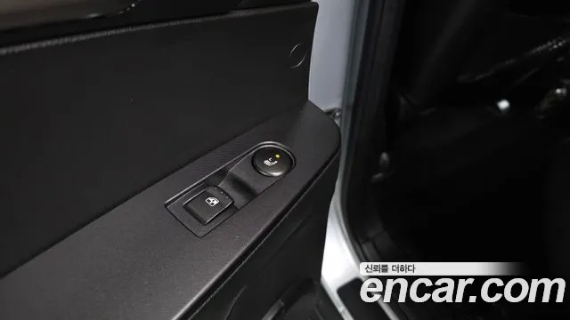 KG_Mobility_Ssangyong KORANDO 2017 thumb 8