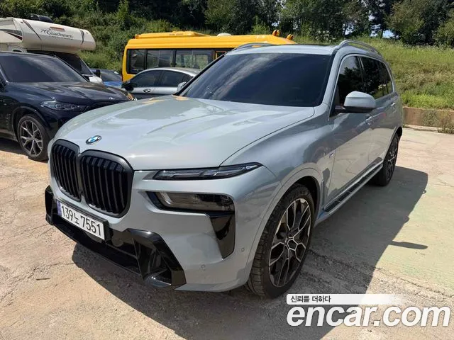 BMW X7 2026 thumb 9
