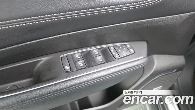Renault Megane 2016 thumb 5