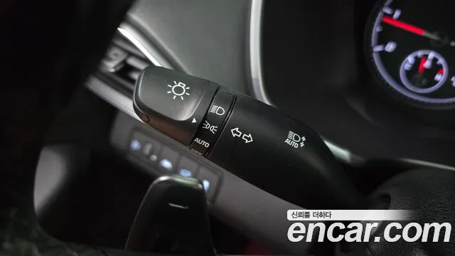 Hyundai Santa Fe 2021 thumb 11