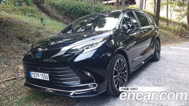 Toyota Sienna 2022 thumb 5