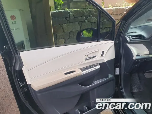 Toyota Sienna 2022 thumb 12
