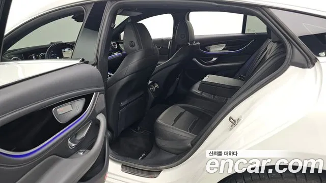 Mercedes-Benz AMG GT 2019 thumb 12