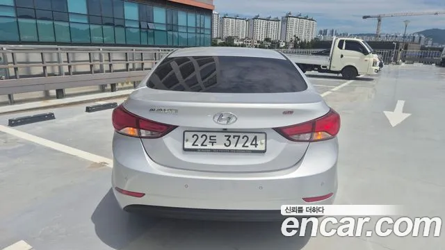 Hyundai Avante 2015 thumb 12
