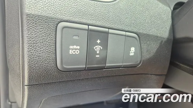 Hyundai Avante 2015 thumb 8