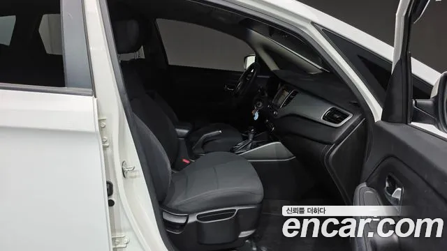 Kia Carens 2013 thumb 6