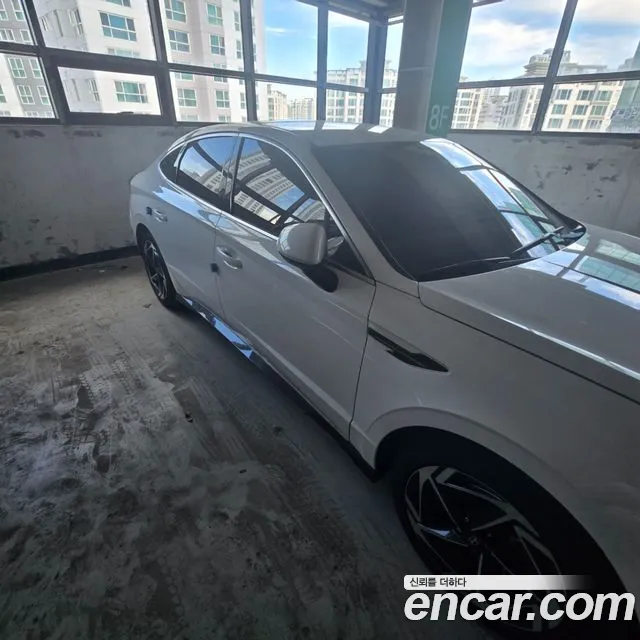 Hyundai Sonata 2025 thumb 4