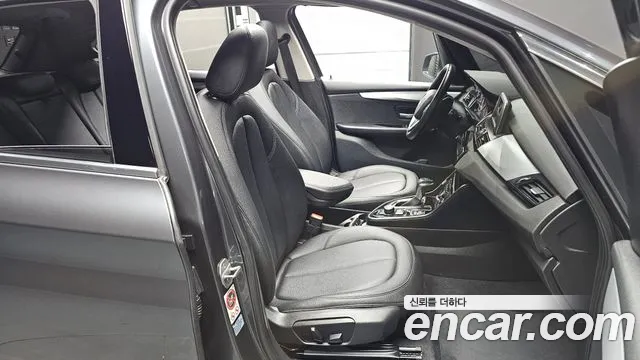 BMW 2 серии 2016 thumb 8