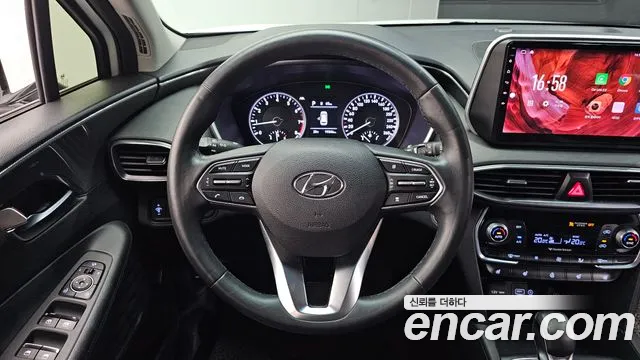 Hyundai Santa Fe 2018 thumb 11
