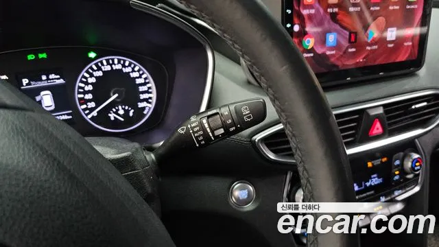 Hyundai Santa Fe 2018 thumb 8