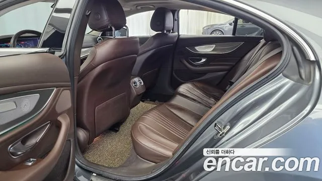 Mercedes-Benz CLS-Class 2020 thumb 10