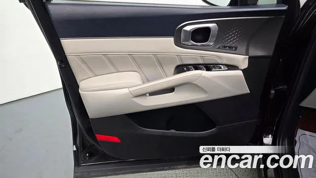 Kia Sorento 2022 thumb 4