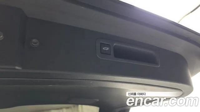 Toyota Highlander 2025 thumb 3
