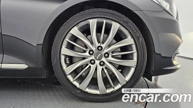Genesis G80 2020 thumb 3