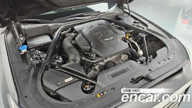 Genesis G80 2019 thumb 4