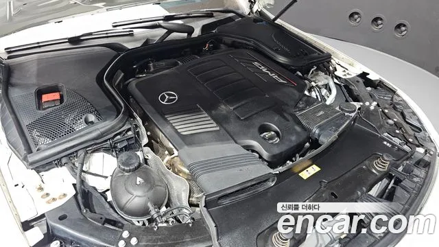 Mercedes-Benz AMG GT 2023 thumb 5