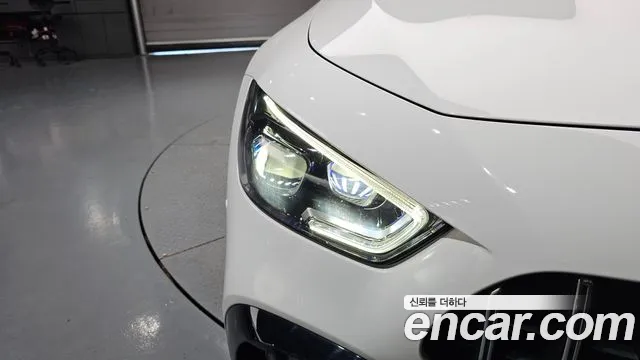 Mercedes-Benz AMG GT 2023 thumb 6