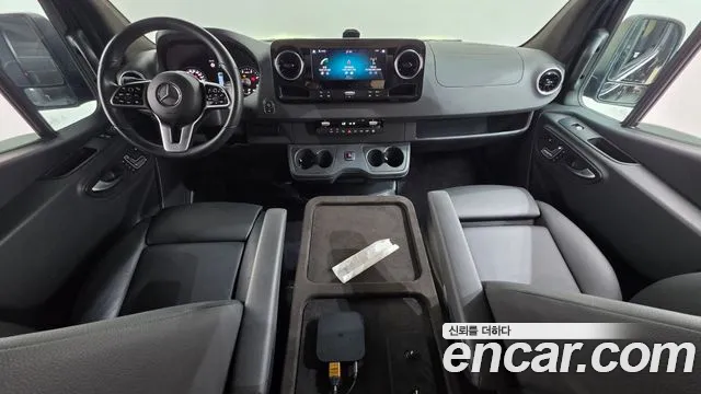 Mercedes-Benz Sprinter 2020 thumb 3