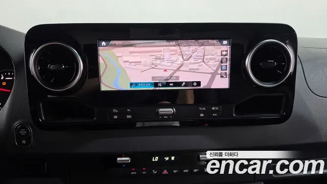 Mercedes-Benz Sprinter 2020 thumb 12