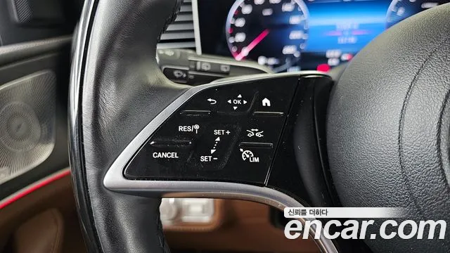 Mercedes-Benz GLS 2024 thumb 7