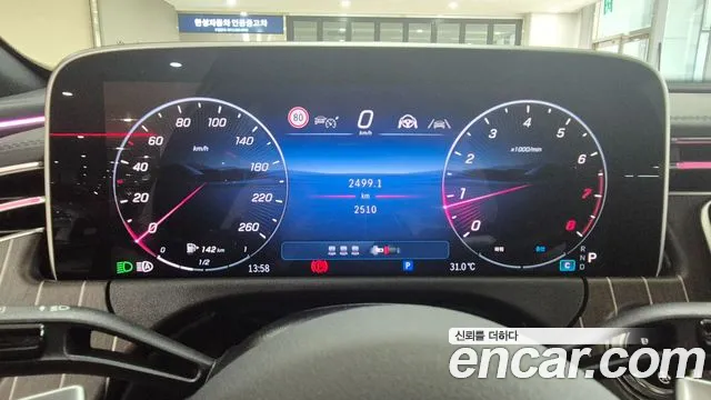 Mercedes-Benz E-Класс 2025 thumb 10