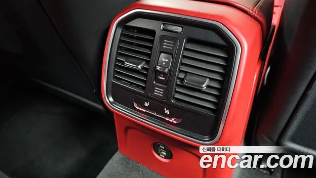 Porsche Macan 2018 thumb 4