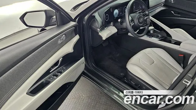 Hyundai Avante 2022 thumb 3