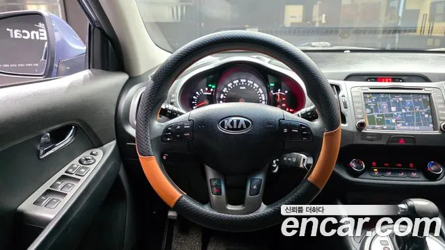 Kia Sportage 2014 thumb 9