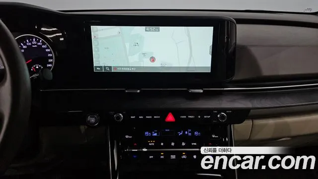 Kia Carnival 2022 thumb 11